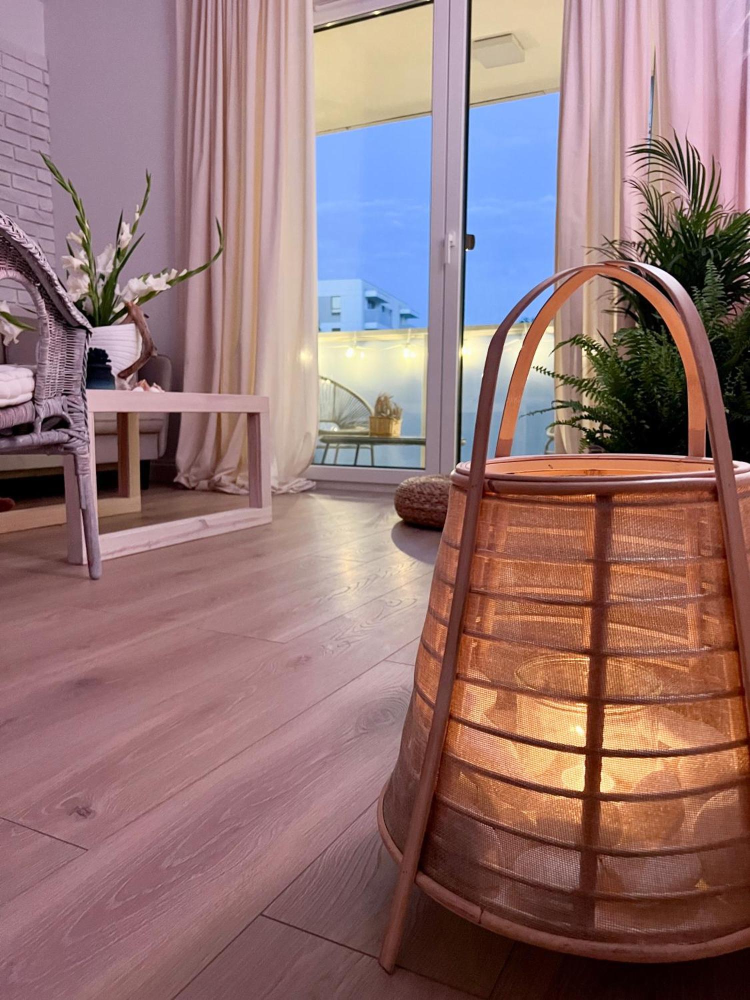 Apartment Aqua Przystan 80 - Novum Rumia